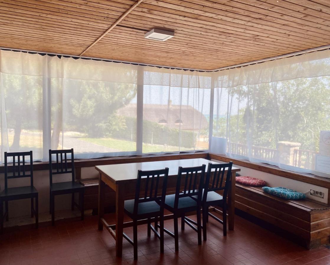 Viztuekoer Apartman טיהאני מראה חיצוני תמונה