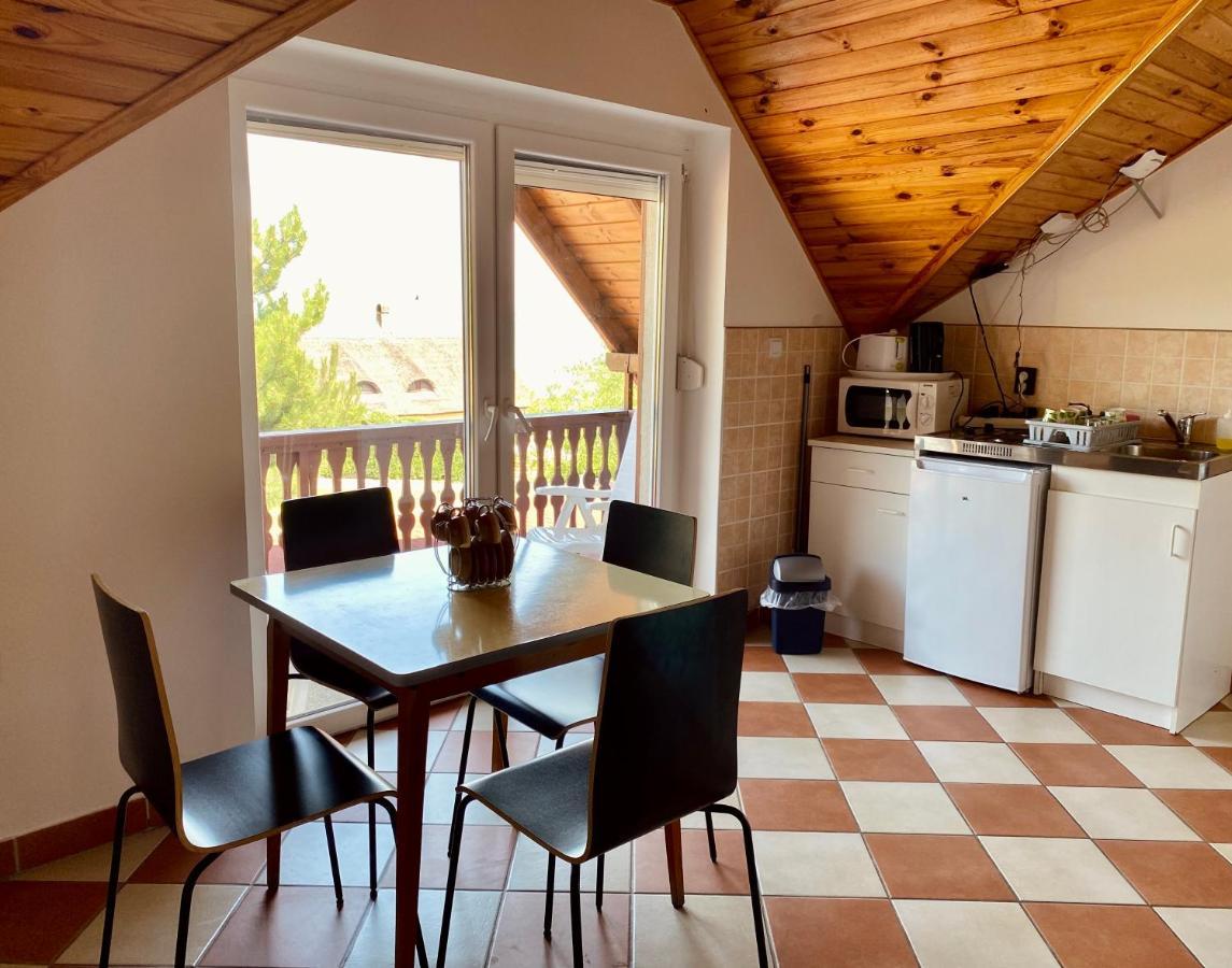 Viztuekoer Apartman טיהאני מראה חיצוני תמונה
