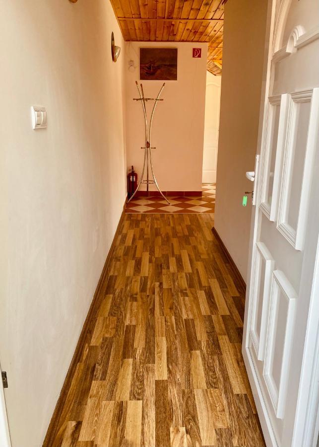 Viztuekoer Apartman טיהאני מראה חיצוני תמונה